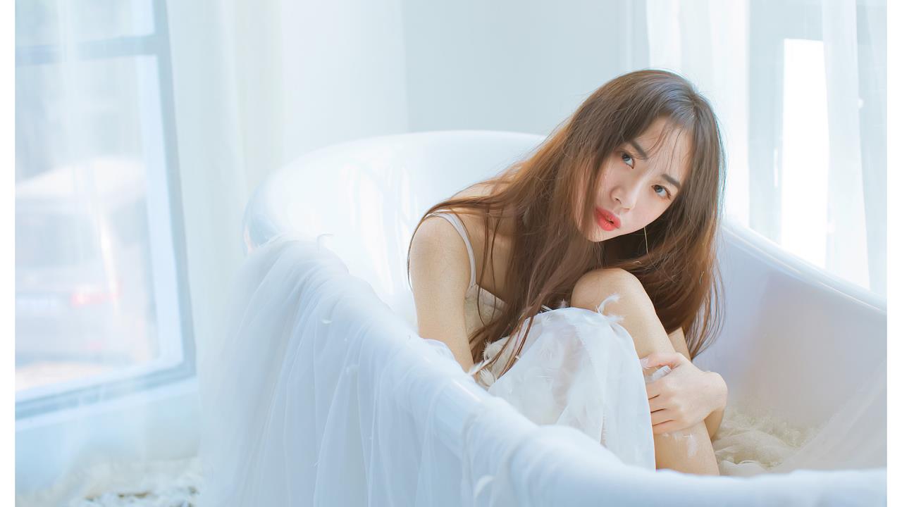 嗯啊～啊:  情感的交织