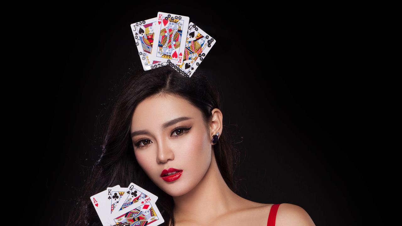 探秘游戏界璀璨明珠——究极绿宝石ZY神